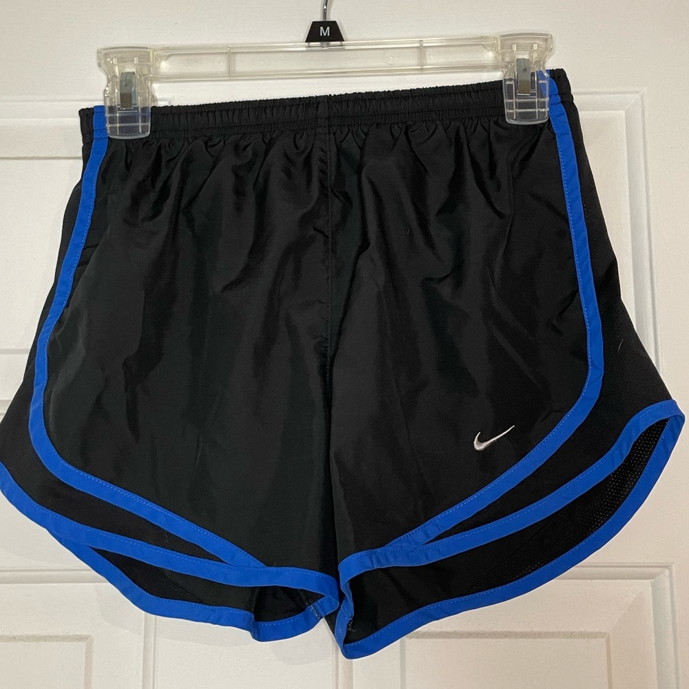 Women's Nike Tempo Shorts
